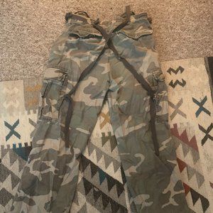 R2 Command size 32 camo goth pants pre loved